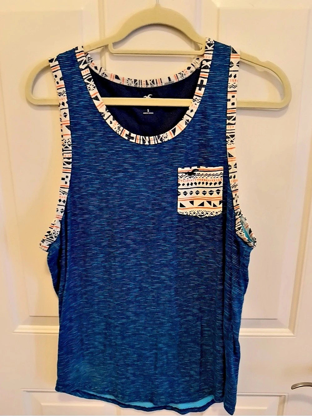 Hollister Women'Small Geometric Tank Top in Blue & White Size Small Like4